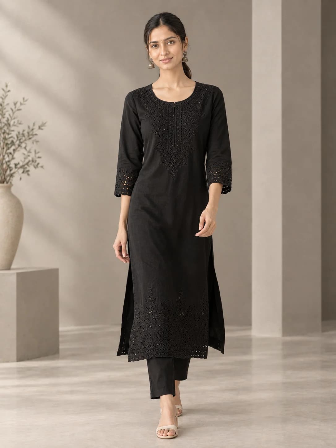 Black Schiffli Embroidered Straight Kurta product image — Black thumbnail 3